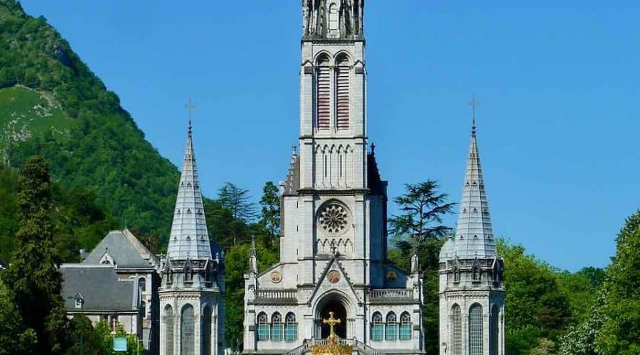 Lourdes rosary basilica on pilgrimage tour