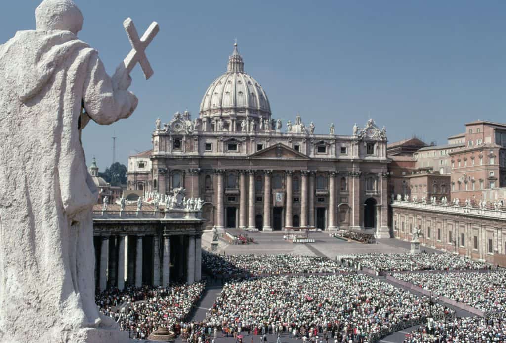 st-peter-square-vatican pilgrimage tour