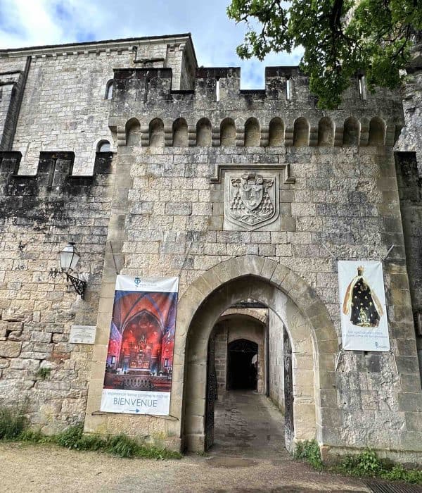 entrance to rocamadour france on pilgrimage tour
