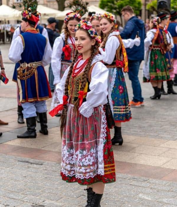 folk costumes krakow poland pilgrimage tour