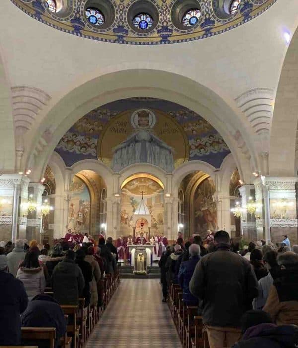 mass at lourdes pilgrimage tour