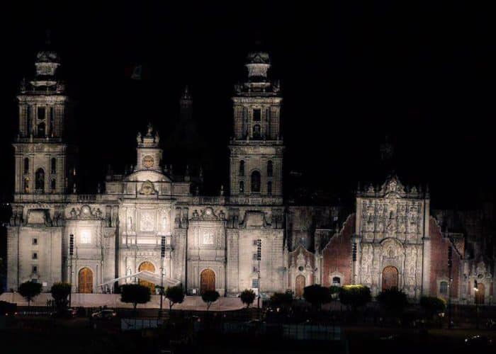 Metropolitan Cathedral Mexico pilgrimage night