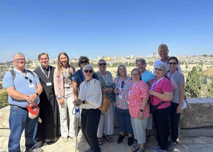 catholic journeys pilgrims at the mount of olives holy land pilgrimage