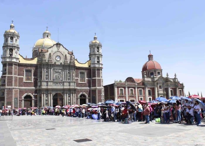 old basilica guadalupe pilgrimage tour mexico