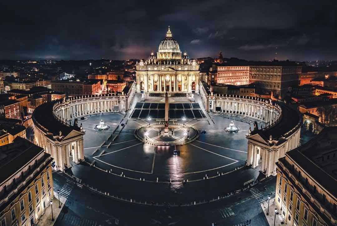 vatican at night rome italy pilgrimage tour