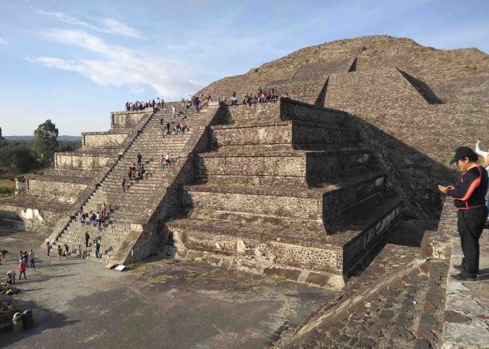 pyramid teotihuacan