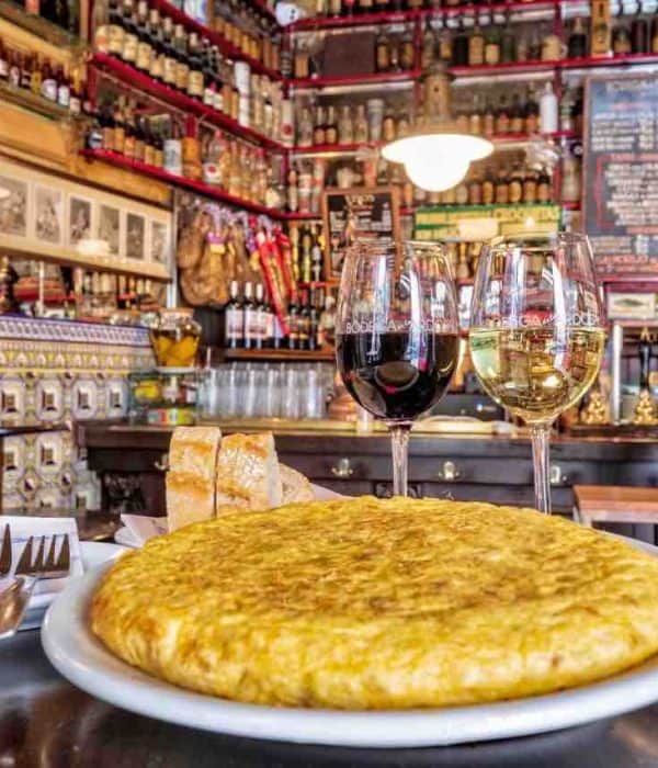 spanish omelette food spain pilgrimage tour