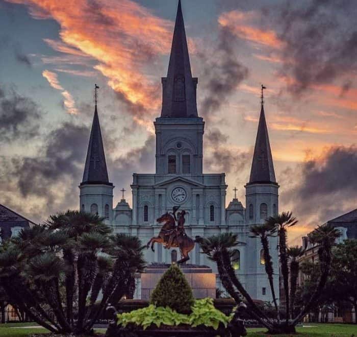 st. louis cathedral new orleans pilgrimage dusk